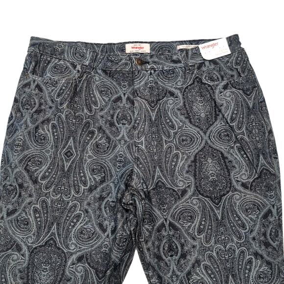 Wrangler High Rise Fierce Flare Paisley Print Jeans Womens 18 x 32 Cowgirl NWT - Picture 3 of 8